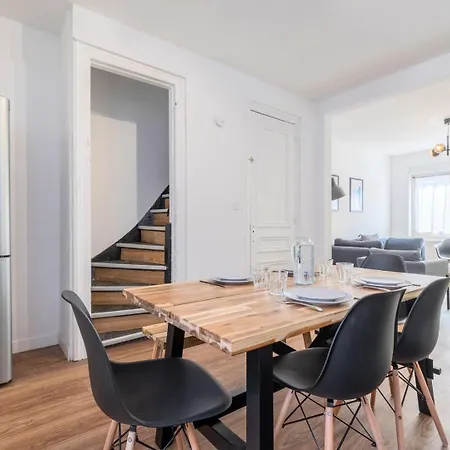 - Beautiful 4 Bedrooms House With Terrace! Roubaix