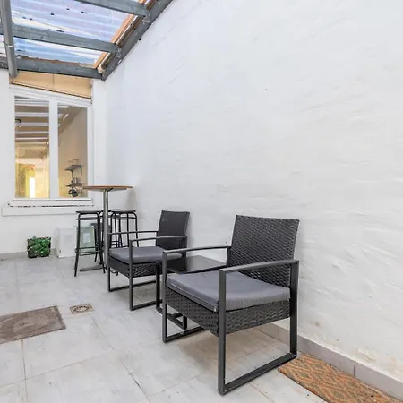 Apartmán - Beautiful 4 Bedrooms House With Terrace! Roubaix