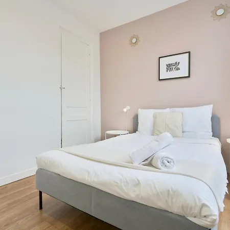 Lägenhet - Beautiful 4 Bedrooms House With Terrace! Roubaix